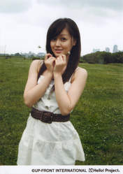 
Kusumi Koharu,

