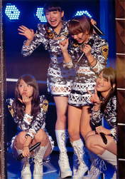 
C-ute,


Hagiwara Mai,


Nakajima Saki,


Okai Chisato,


Suzuki Airi,


Yajima Maimi,

