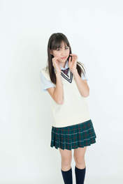 
Magazine,


Shimoguchi Hinana,

