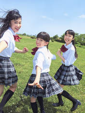 
Danbara Ruru,


Magazine,


Niinuma Kisora,


Ooura Hirona,

