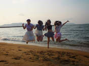 
blog,


Inoue Yuriya,


Iwahana Shino,


Ueno Haruka,


Ui Mashiro,

