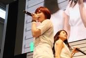 
Takeuchi Akari,


Wada Ayaka,

