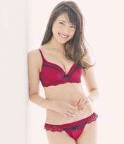 
Iriyama Anna,


Magazine,

