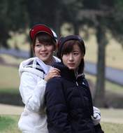 
Ikuta Erina,


Yamauchi Suzuran,

