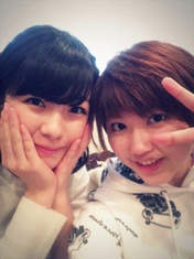 
blog,


Nakanishi Kana,


Takeuchi Akari,

