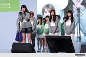 
Hagiwara Mai,


Inaba Manaka,


Morito Chisaki,


Nakajima Saki,


Okai Chisato,


Ozeki Mai,


Suzuki Airi,


Yajima Maimi,


Yamaki Risa,

