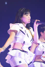 
Suzuki Kanon,

