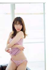 
Kashiwagi Yuki,


Magazine,

