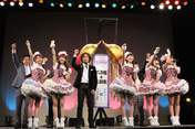 
Juice=Juice,


Kanazawa Tomoko,


Miyamoto Karin,


Miyazaki Yuka,


Takagi Sayuki,


Tsunku,


Uemura Akari,

