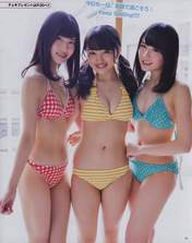 
Kawamoto Saya,


Magazine,


Mukaichi Mion,


Taniguchi Megu,

