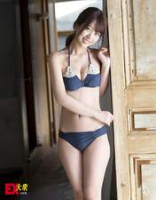 
Magazine,


Shinozaki Ayana,

