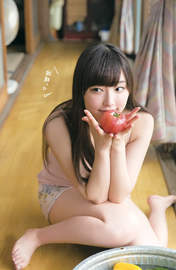 
Fukumura Mizuki,


Magazine,


