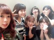 
Mitsui Aika,


Nakajima Saki,


Okai Chisato,


Shimizu Saki,


Suzuki Airi,


Yajima Maimi,

