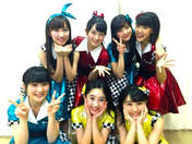 
Country Girls,


Funaki Musubu,


Inaba Manaka,


Morito Chisaki,


Ozeki Mai,


Tsugunaga Momoko,


Yamaki Risa,


Yanagawa Nanami,

