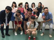 
Aikawa Maho,


ANGERME,


Kamikokuryou Moe,


Kasahara Momona,


Katsuta Rina,


Murota Mizuki,


Nakanishi Kana,


Sasaki Rikako,


Takeuchi Akari,


Wada Ayaka,

