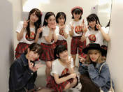 
Country Girls,


Funaki Musubu,


Morito Chisaki,


Natsuyaki Miyabi,


Ozeki Mai,


Tsugunaga Momoko,


Yamaki Risa,


Yanagawa Nanami,

