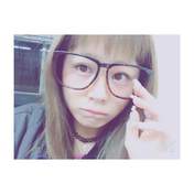 
Niigaki Risa,

