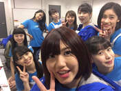 
Aikawa Maho,


ANGERME,


Kamikokuryou Moe,


Kasahara Momona,


Katsuta Rina,


Murota Mizuki,


Nakanishi Kana,


Sasaki Rikako,


Takeuchi Akari,


Wada Ayaka,

