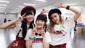 
Buono!,


Natsuyaki Miyabi,


Suzuki Airi,


Tsugunaga Momoko,

