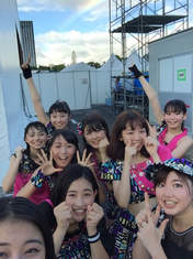 
ANGERME,


Kamikokuryou Moe,


Kasahara Momona,


Katsuta Rina,


Murota Mizuki,


Nakanishi Kana,


Sasaki Rikako,


Takeuchi Akari,


Wada Ayaka,

