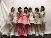 
Country Girls,


Funaki Musubu,


Morito Chisaki,


Ozeki Mai,


Tsugunaga Momoko,


Yamaki Risa,


Yanagawa Nanami,

