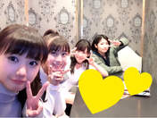 
blog,


Kaga Kaede,


Makino Maria,


Nonaka Miki,


Yokoyama Reina,

