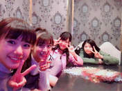 
blog,


Kaga Kaede,


Makino Maria,


Nonaka Miki,


Yokoyama Reina,

