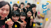 
Horie Kizuki,


Kanatsu Mizuki,


Maeda Kokoro,


Nishida Shiori,


Noguchi Kurumi,


Ono Kotomi,


Shimakura Rika,


Yamada Ichigo,

