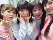 
blog,


Iikubo Haruna,


Ishida Ayumi,


Kudo Haruka,


Sato Masaki,

