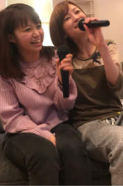 
Takagi Sayuki,


Yoshizawa Hitomi,

