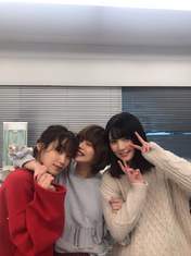 
Michishige Sayumi,


Niigaki Risa,


Takahashi Ai,

