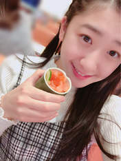 
Akiyama Mao,


