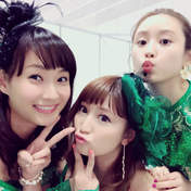 
Fujimoto Miki,


Takahashi Ai,


Yaguchi Mari,

