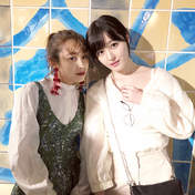 
Kusumi Koharu,


Takahashi Ai,

