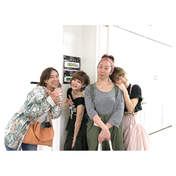 
Niigaki Risa,


Takahashi Ai,

