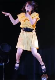 
Noguchi Kurumi,

