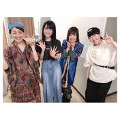 
Horie Kizuki,


Michishige Sayumi,


Shimizu Saki,

