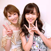 
Suzuki Airi,


Yoshizawa Hitomi,

