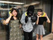 
Nakanishi Kana,


Ozeki Mai,

