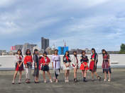 
ANGERME,


Funaki Musubu,


Kamikokuryou Moe,


Kasahara Momona,


Katsuta Rina,


Kawamura Ayano,


Murota Mizuki,


Nakanishi Kana,


Sasaki Rikako,


Takeuchi Akari,


Wada Ayaka,

