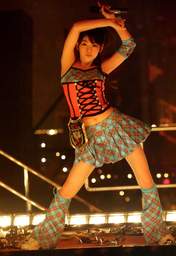 
Michishige Sayumi,

