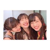 
Nakajima Saki,


Okai Chisato,


Yajima Maimi,

