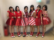 
Ichioka Reina,


Kaga Kaede,


Kanazawa Tomoko,


Kishimoto Yumeno,


Makino Maria,


Wada Sakurako,

