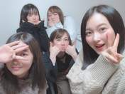 
Fukumura Mizuki,


Ishida Ayumi,


Morito Chisaki,


Nonaka Miki,


Yokoyama Reina,

