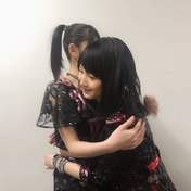 
Michishige Sayumi,


Sayashi Riho,

