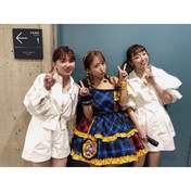 
Katsuta Rina,


Takeuchi Akari,


Tsuji Nozomi,

