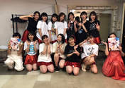 
ANGERME,


Funaki Musubu,


Ise Reira,


Kamikokuryou Moe,


Kasahara Momona,


Katsuta Rina,


Kawamura Ayano,


Murota Mizuki,


Nakanishi Kana,


Oota Haruka,


Sasaki Rikako,


Takeuchi Akari,


Wada Ayaka,

