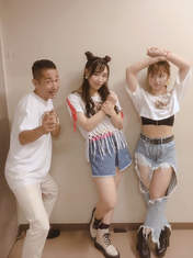 
Fukumura Mizuki,


Takeuchi Akari,

