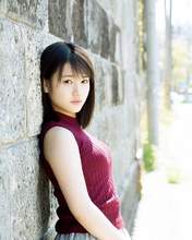 
Yokoyama Reina,

