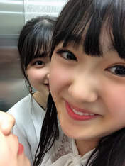 
Eguchi Saya,


Kobayashi Honoka,

